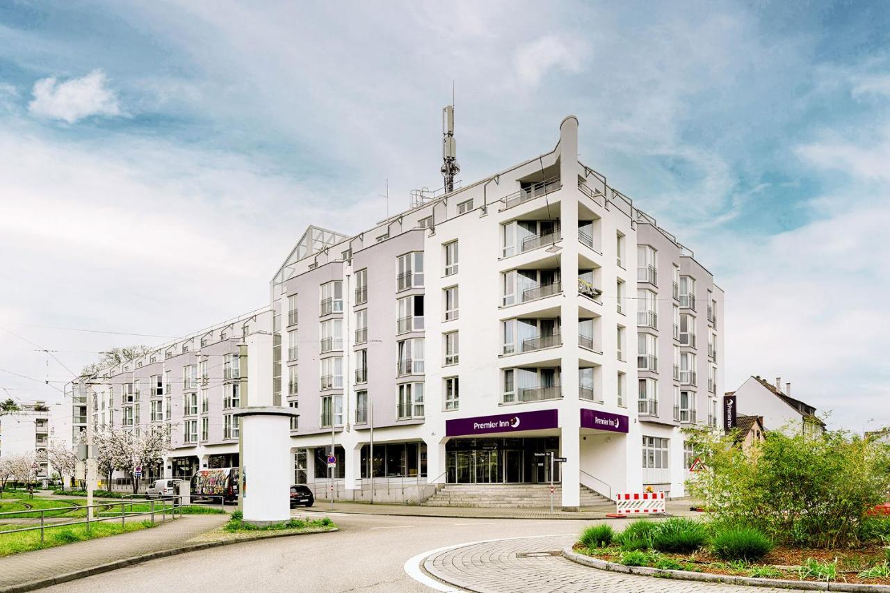 Premier Inn Stuttgart Bad Cannstatt Estugarda Exterior foto